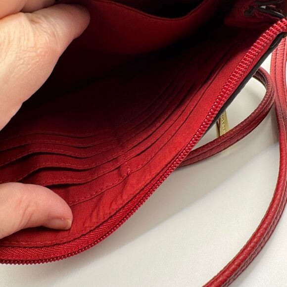 Liz Claiborne Red and Cream Crossbody Bag - Picture 4 of 6